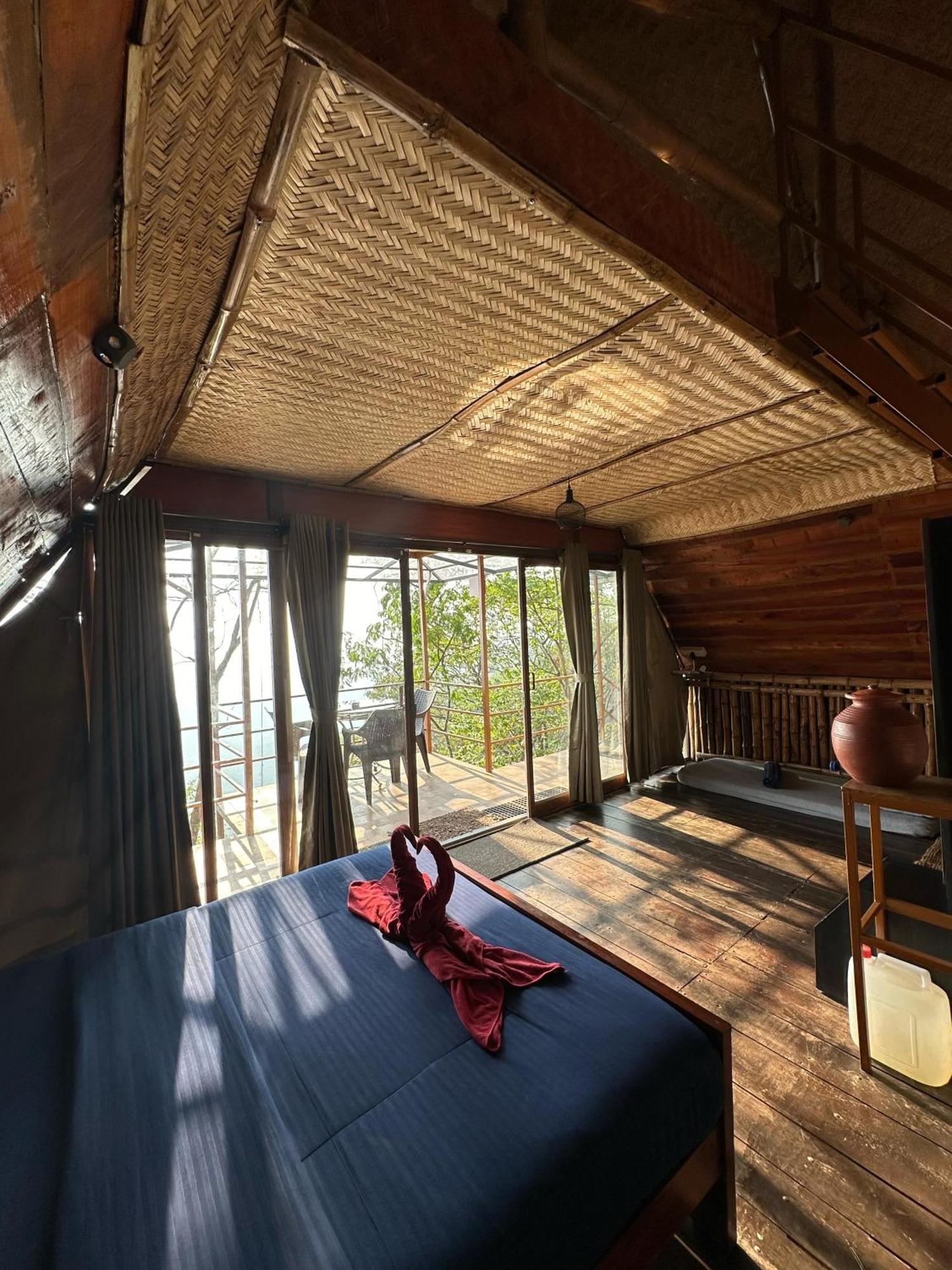 Sunset Valley Kerala Pool Resort - Serene Natural Forest Cottage Stay In Idukki With Sunrise & Sunset Panoramas, Natural Streams & Tranquil Summer Evenings Pirmed Exterior photo