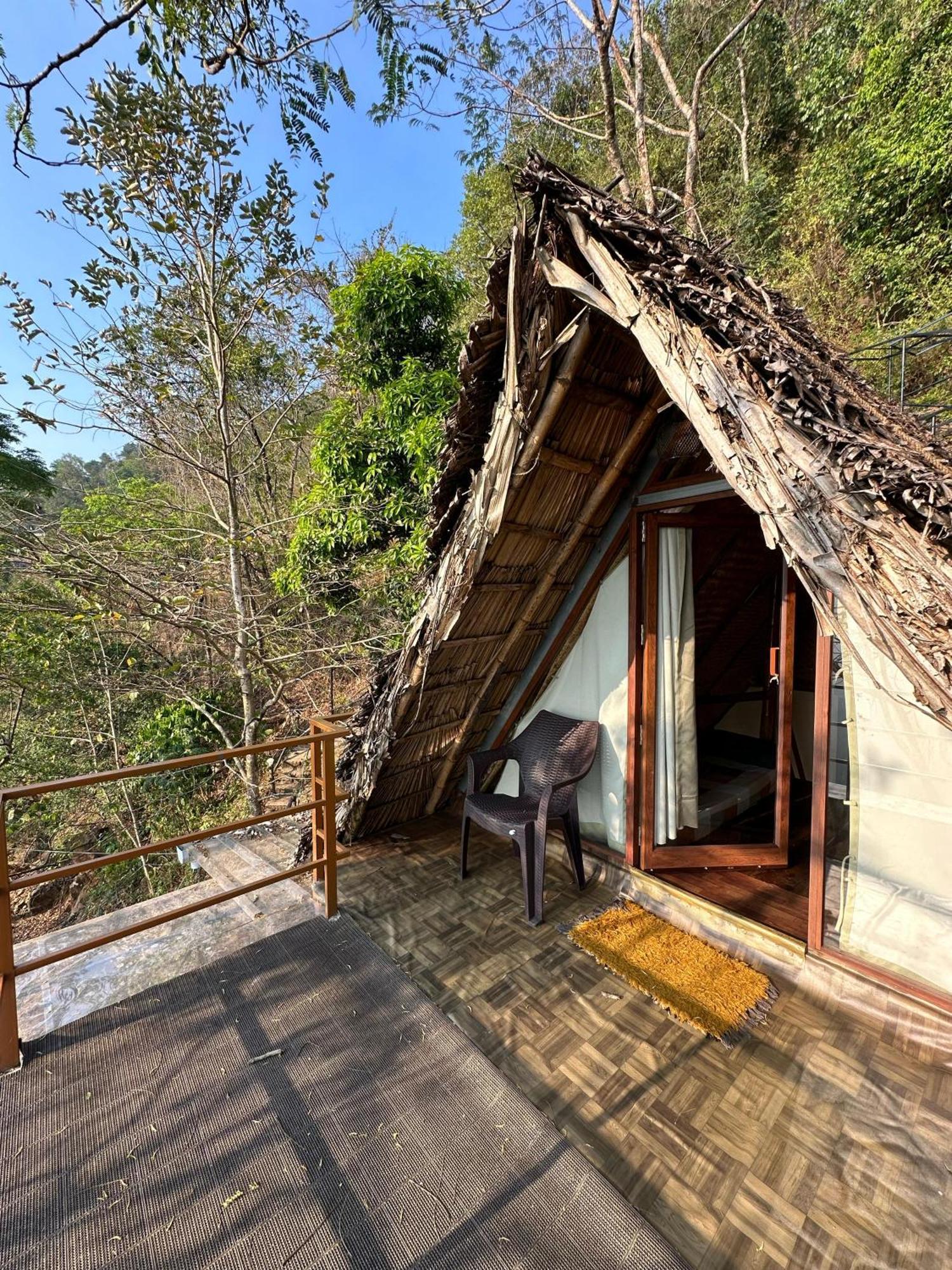 Sunset Valley Kerala Pool Resort - Serene Natural Forest Cottage Stay In Idukki With Sunrise & Sunset Panoramas, Natural Streams & Tranquil Summer Evenings Pirmed Exterior photo